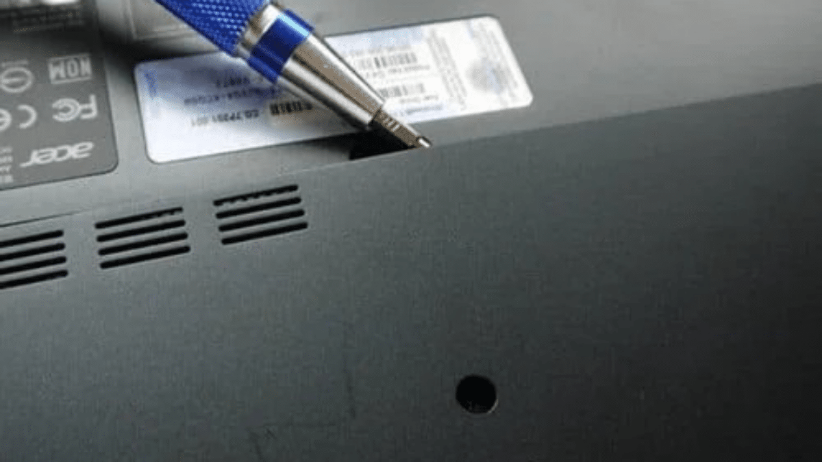 cara menambahkan SSD di laptop 